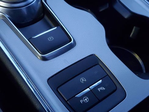 Used 2022 Ford Edge ST w/ Equipment Group 401A image 32