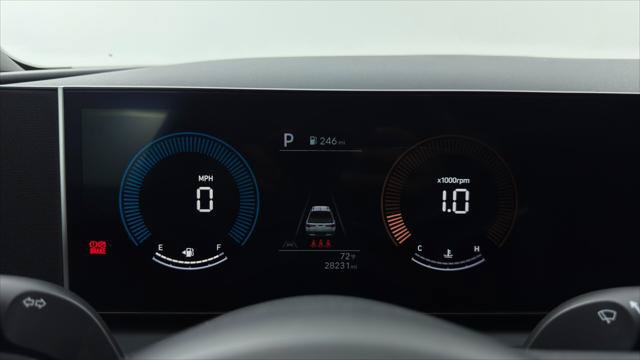 Used 2025 Hyundai Santa Cruz SEL FWD image 26