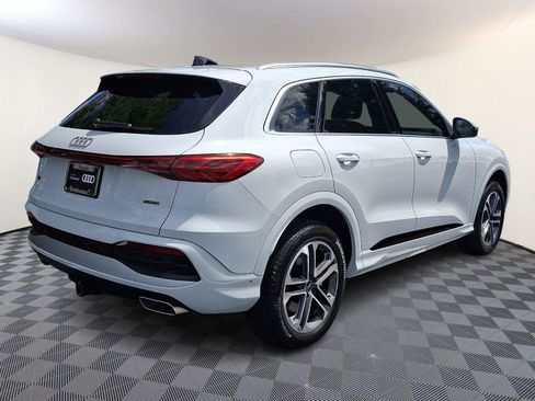 Used 2025 Audi Q5 Premium AWD/4WD image 6