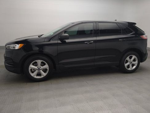 Used 2020 Ford Edge SE FWD image 2