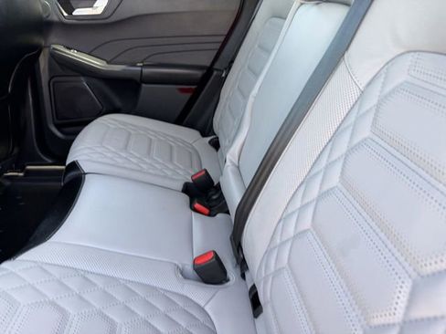 Used 2023 Ford Escape SE w/ PHEV Premium Package FWD image 17
