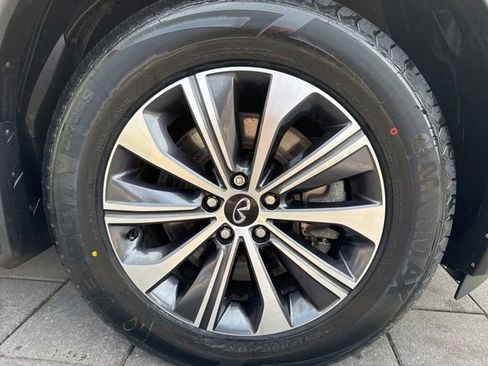 Certified 2023 INFINITI QX60 Pure image 10