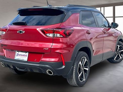 Used 2021 Chevrolet TrailBlazer RS w/ Sun and Liftgate Package image 6