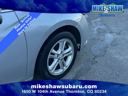 Used 2017 Chevrolet Cruze LT image 27