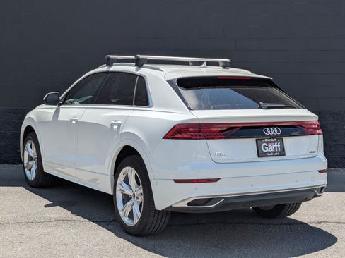 Used 2023 Audi Q8 Premium w/ Convenience Package AWD/4WD image 7