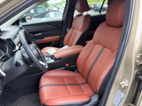 Used 2025 MAZDA CX-50 Meridian Edition w/ Apex Package AWD/4WD image 10
