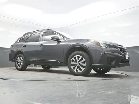 Used 2021 Subaru Outback Premium AWD/4WD image 29