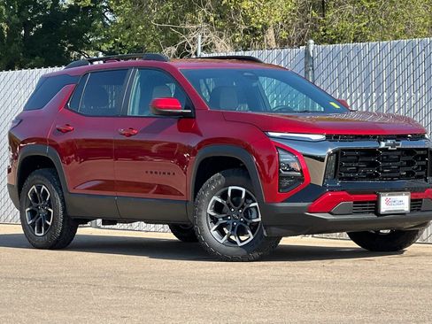 New 2026 Chevrolet Equinox ACTIV AWD/4WD image 2