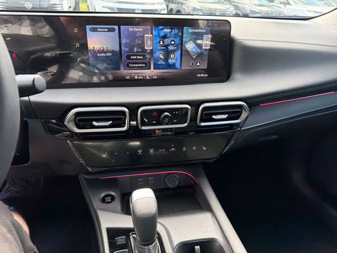 New 2026 Nissan Sentra SV w/ SV Convenience Package FWD image 23
