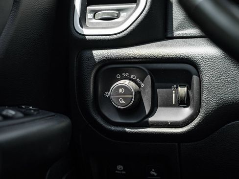 Used 2021 RAM 1500 Big Horn AWD/4WD image 24