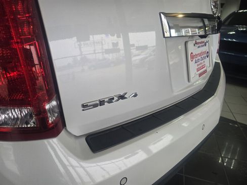 Used 2013 Cadillac SRX Luxury w/ Driver Awareness Package image 27