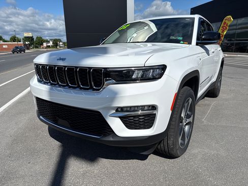 Used 2022 Jeep Grand Cherokee Limited 4xe AWD/4WD image 8