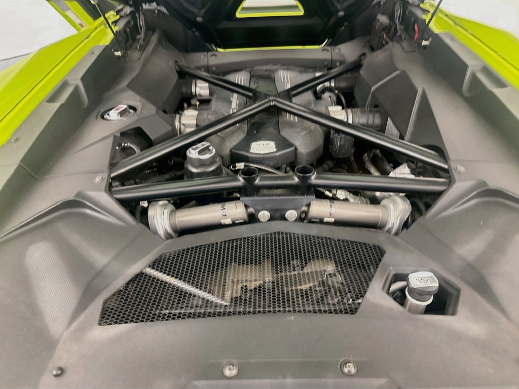 Used 2019 Lamborghini Aventador S AWD/4WD image 31