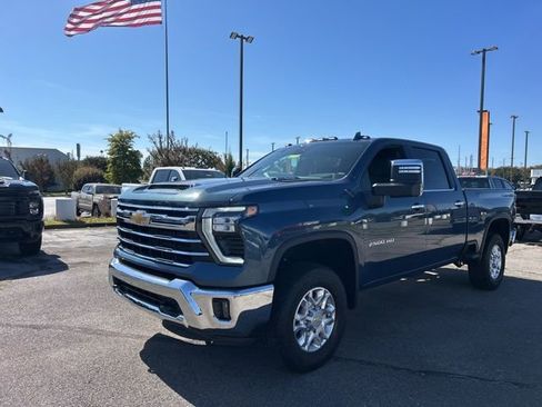 New 2026 Chevrolet Silverado 2500 LTZ image 7