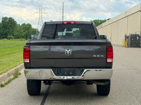 Used 2015 RAM 1500 Express AWD/4WD image 34