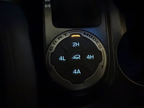 Used 2024 Ford Bronco Wildtrak image 22