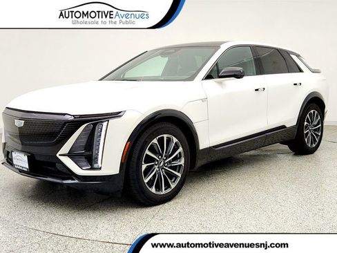 Used 2024 Cadillac Lyriq Sport AWD/4WD image 1