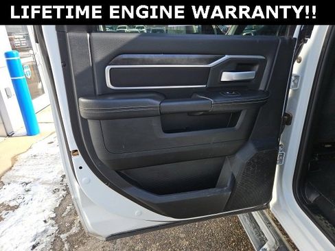 Used 2024 RAM 2500 Big Horn image 31