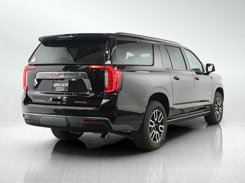 Used 2024 GMC Yukon XL AT4 w/ AT4 Premium Package AWD/4WD image 6