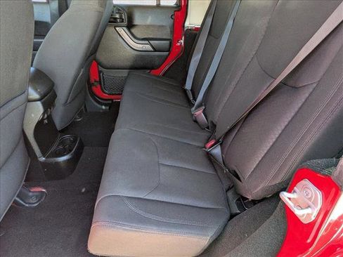 Used 2018 Jeep Wrangler Unlimited Sport S AWD/4WD image 15