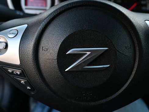 Used 2013 Nissan 370Z Touring w/ Sport Pkg RWD image 29