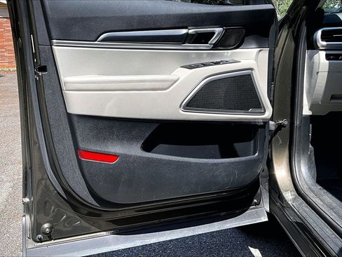 Used 2020 Kia Telluride S FWD image 17