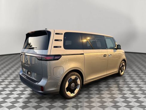 New 2025 Volkswagen ID. Buzz Pro S Plus RWD image 3