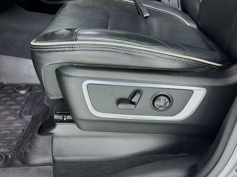 Used 2019 RAM 1500 Laramie w/ Bed Utility Group AWD/4WD image 20