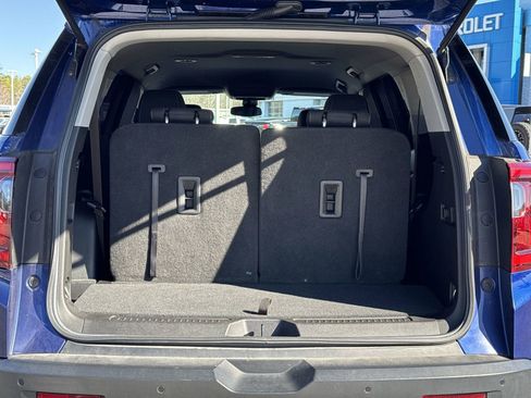 Used 2023 GMC Acadia SLE w/ Elevation Edition image 32