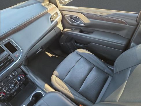 Used 2023 Chevrolet Tahoe LT w/ Luxury Package image 13