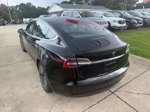 Used 2018 Tesla Model 3 Long Range RWD image 10