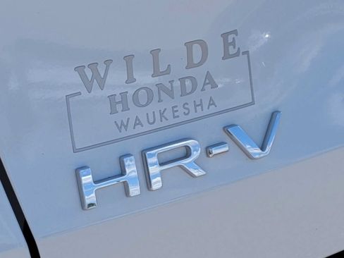 Certified 2025 Honda HR-V EX-L image 11