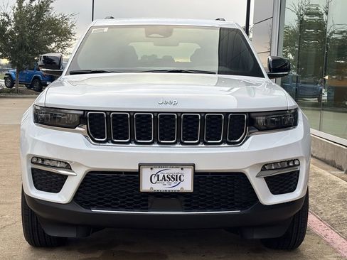 New 2025 Jeep Grand Cherokee Limited w/ Trailer Tow Package image 6