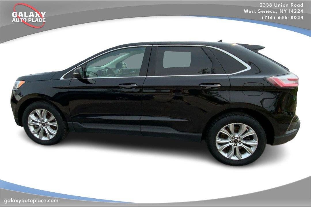 Used 2024 Ford Edge Titanium AWD/4WD image 8