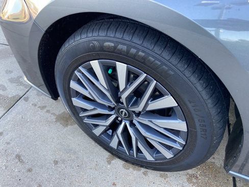 Used 2023 Nissan Altima 2.5 SV image 24