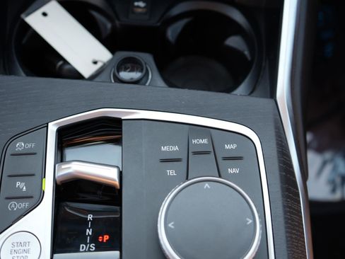 Used 2025 BMW 330i 330i Sedan RWD w/ M Sport Package image 23