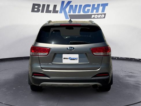 Used 2016 Kia Sorento EX w/ EX Premium Package AWD/4WD image 4