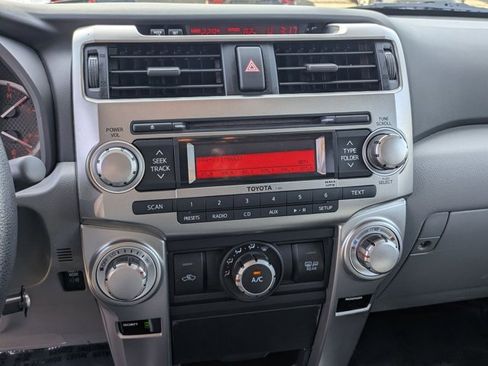 Used 2011 Toyota 4Runner SR5 w/ Convenience Pkg image 13