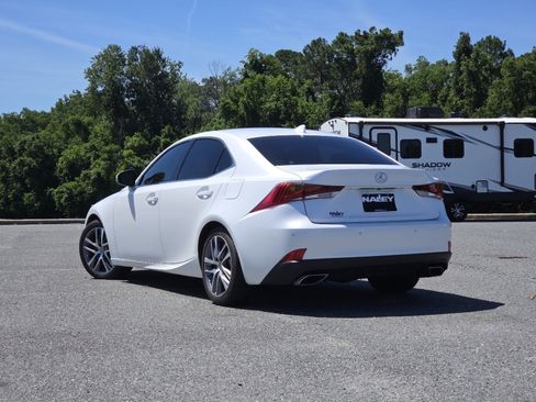 Used 2020 Lexus IS 300 w/ Navigation Package RWD image 18