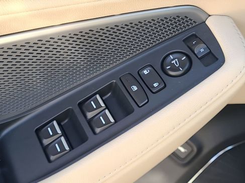 New 2026 Acura MDX SH-AWD image 33