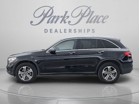 Used 2020 Mercedes-Benz GLC 300 image 2