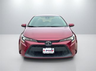 Used 2022 Toyota Corolla LE video 2