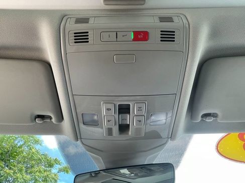 Used 2023 Volkswagen Jetta SE FWD image 23