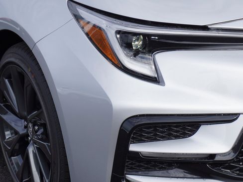 New 2026 Toyota Corolla XSE image 3