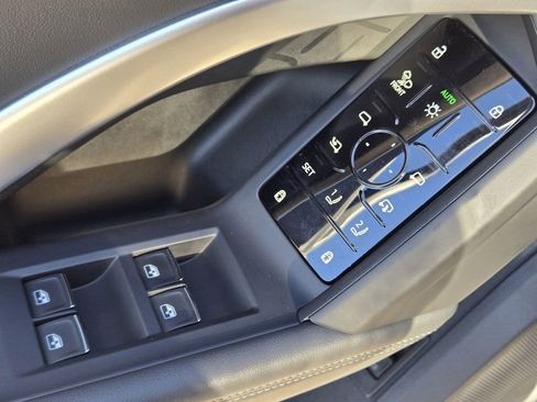 Certified 2025 Audi Q5 Premium Plus w/ Premium Plus image 27