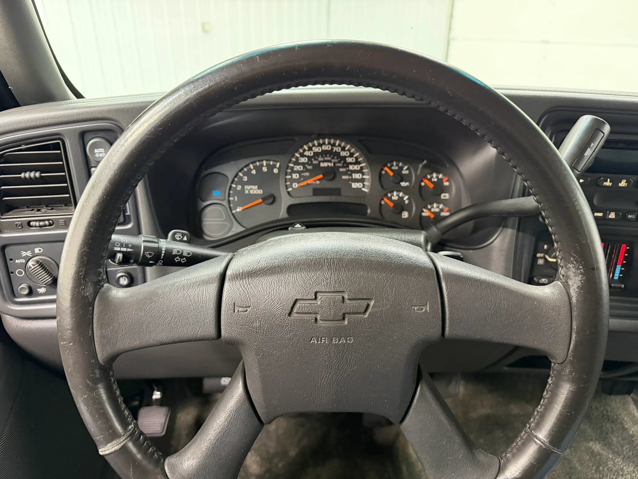 Used 2003 Chevrolet Avalanche 4x4 w/ Suspension Package, Off-Road image 19