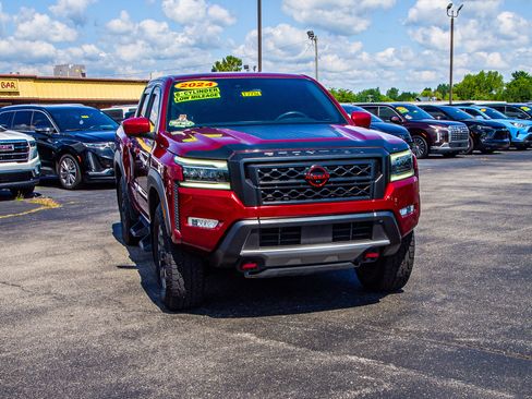 Used 2023 Nissan Frontier PRO-4X w/ Pro Convenience Package AWD/4WD image 10