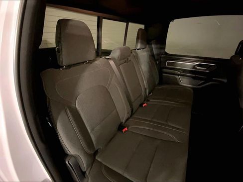 Used 2022 RAM 1500 Big Horn AWD/4WD image 23