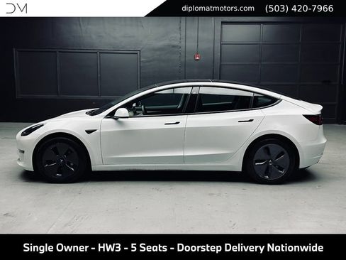 Used 2023 Tesla Model 3 Standard Range RWD image 4