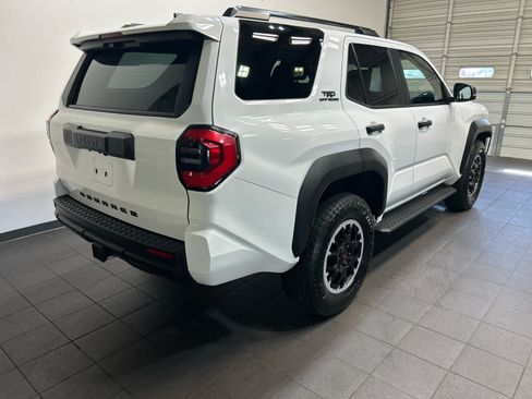 Used 2025 Toyota 4Runner TRD Off-Road AWD/4WD image 3